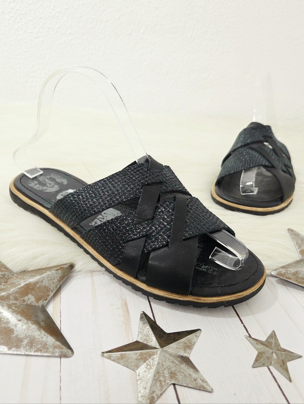 Sorel Ella slide sandals black woven criss cross strap leather women's Size 8